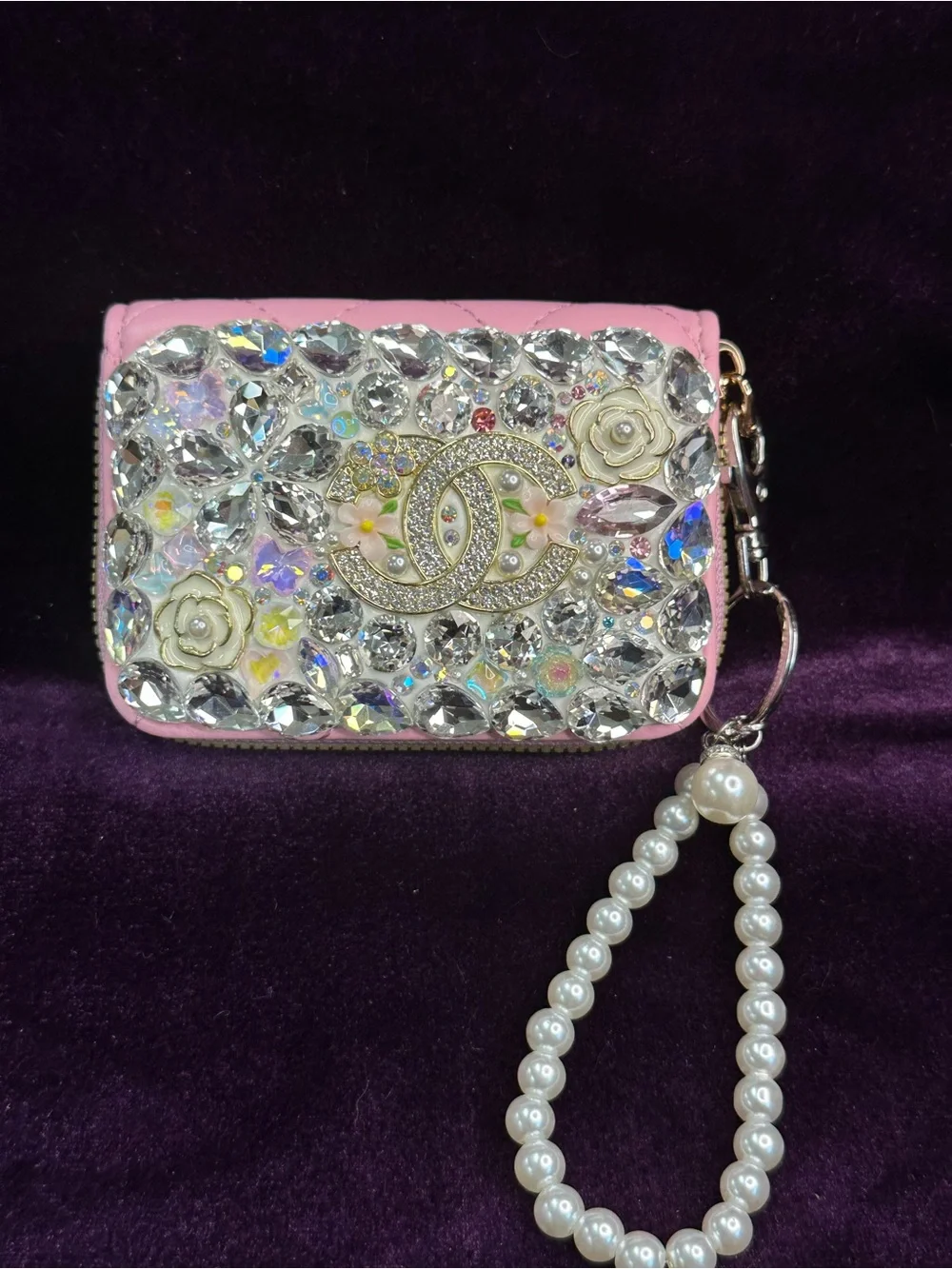crystal bloom sparkle zip pouch + pearl wristlet 🐥